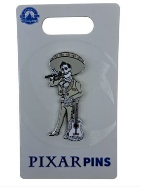 Disney Pins Pixar Coco Ernesto De La Cruz Skeleton Mariachi Enamel Pin